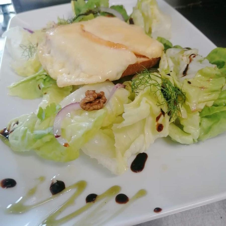 Logis Hotel & Restaurant Du Chemin Des Dames Corbeny Екстериор снимка