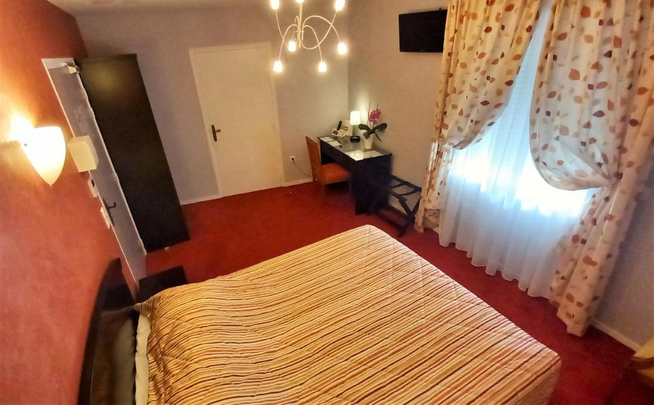 Logis Hotel & Restaurant Du Chemin Des Dames Corbeny Екстериор снимка